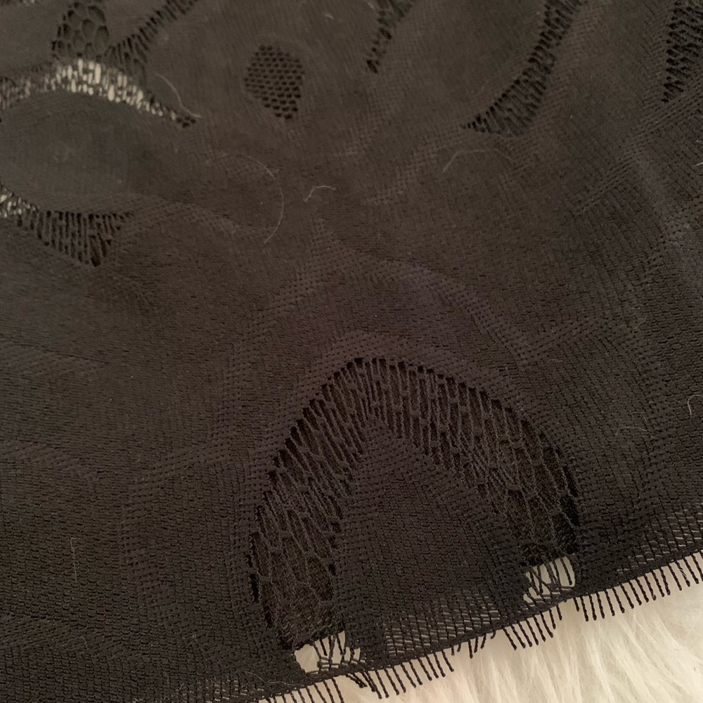 Black Sheer Patterned Blouse.OX - Picture 5 of 5